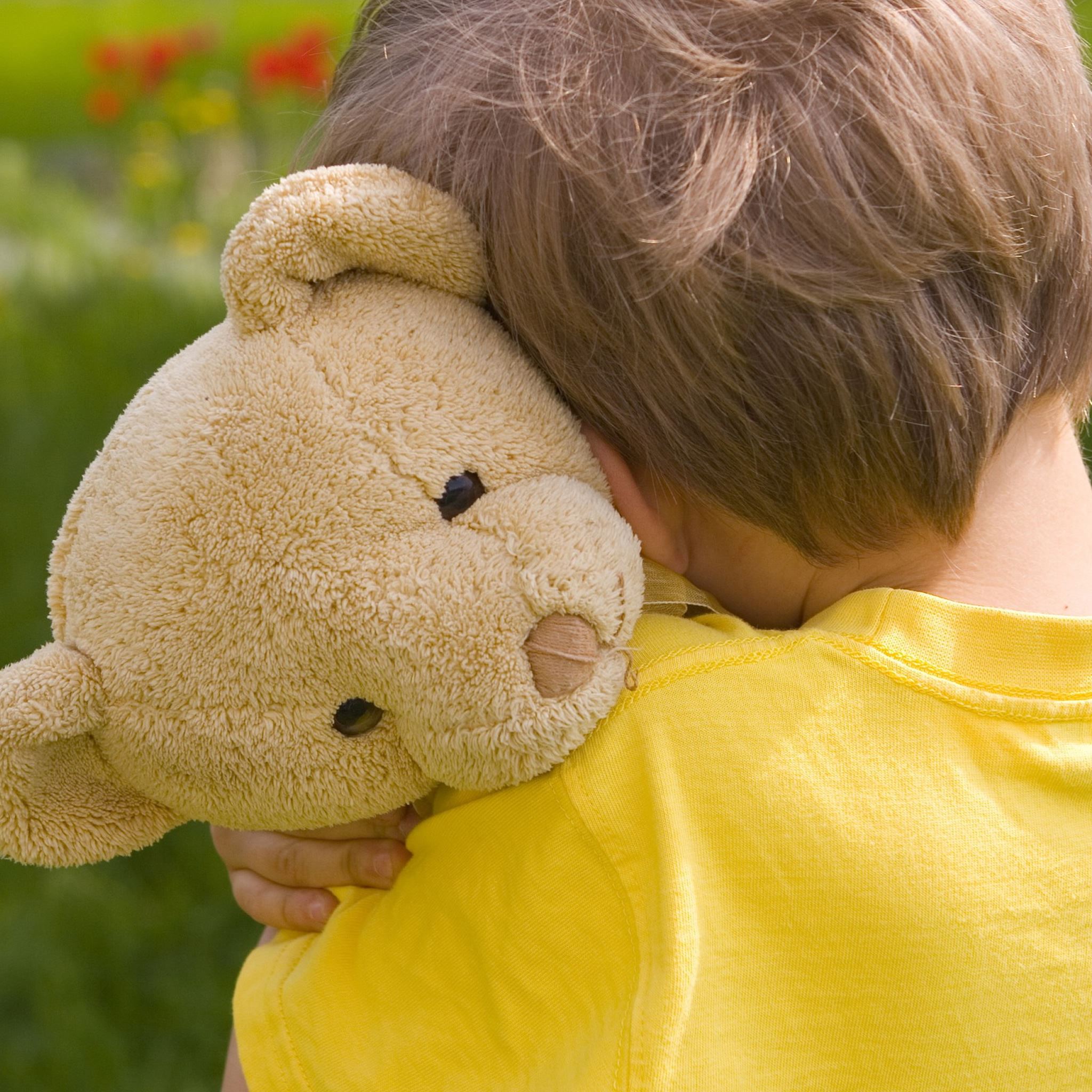 Kids and Teddy Bears The new iPad Wallpaper