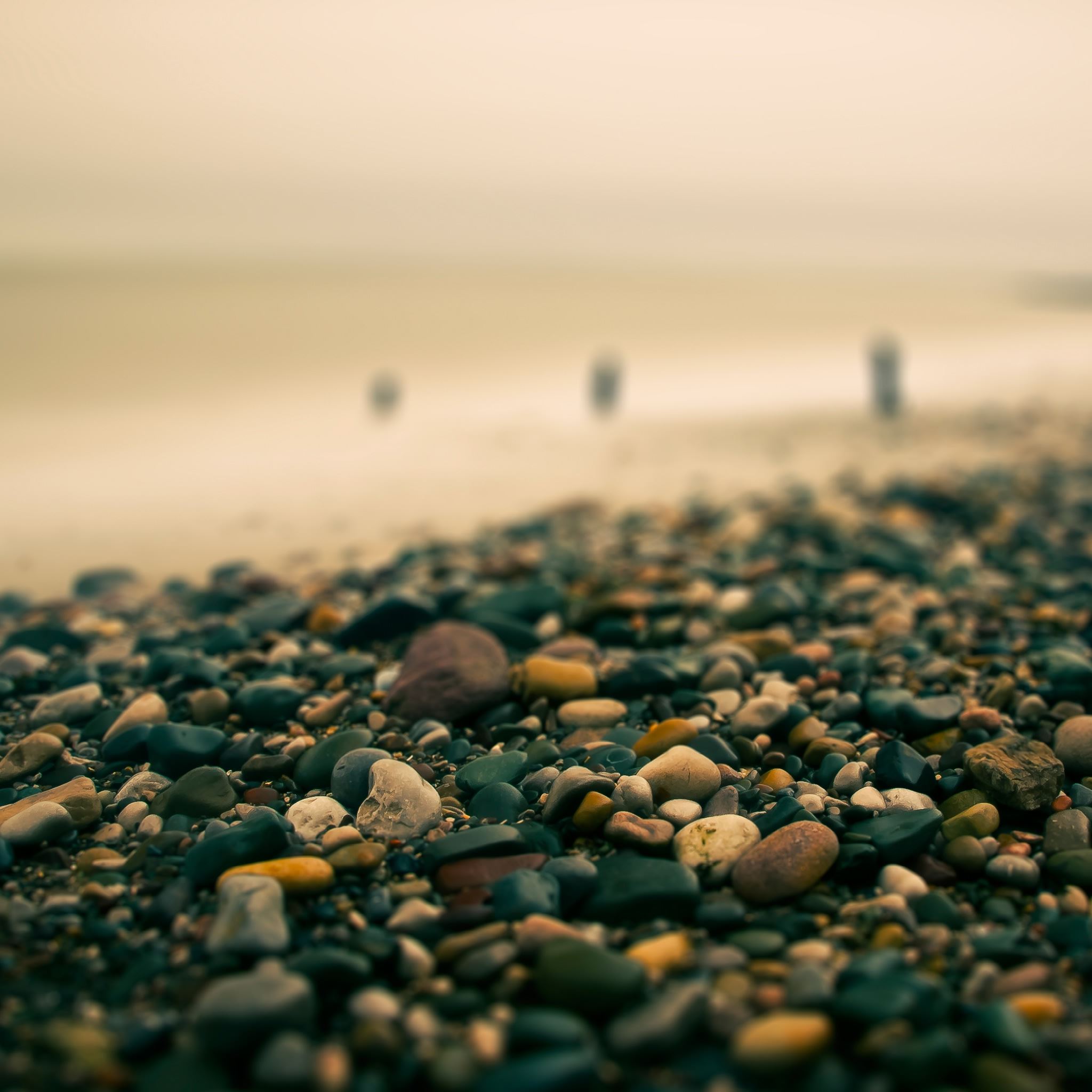 Beach Pebbles Autumn iPad 4 Wallpaper
