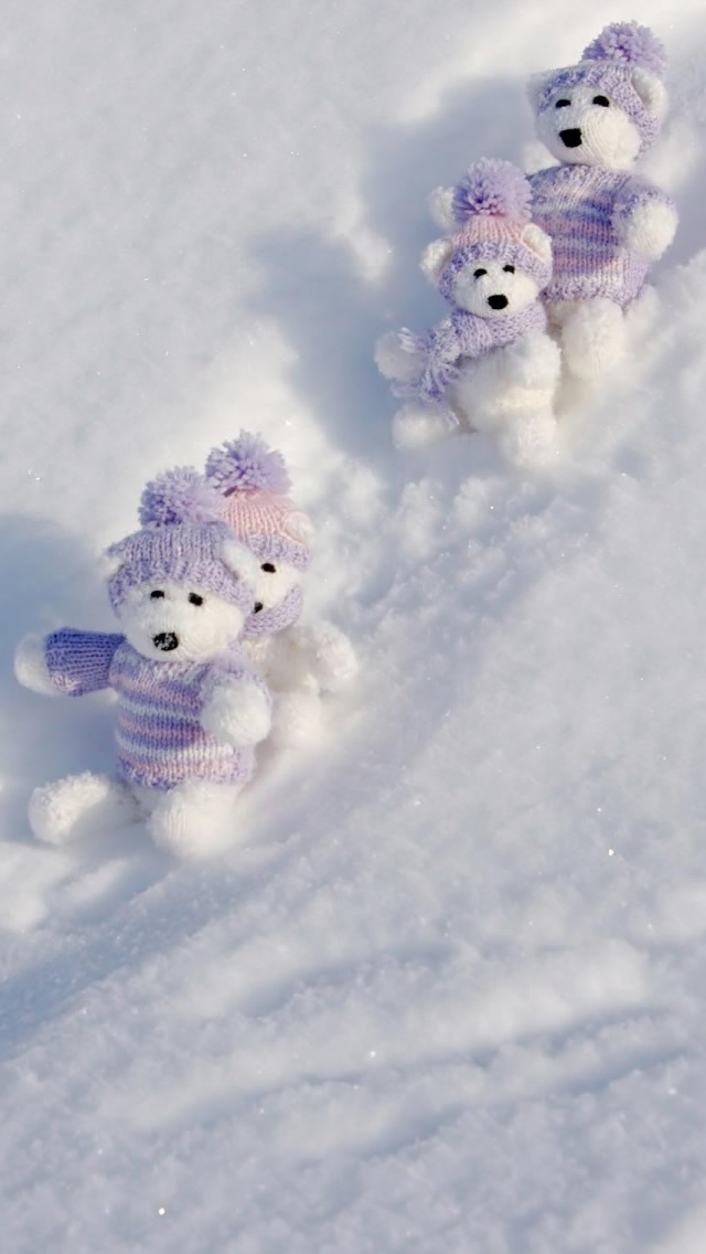 Teddy Bears Winter Break Iphone5 6向け冬の壁紙 待受画像集 冬景色 雪景色 Naver まとめ