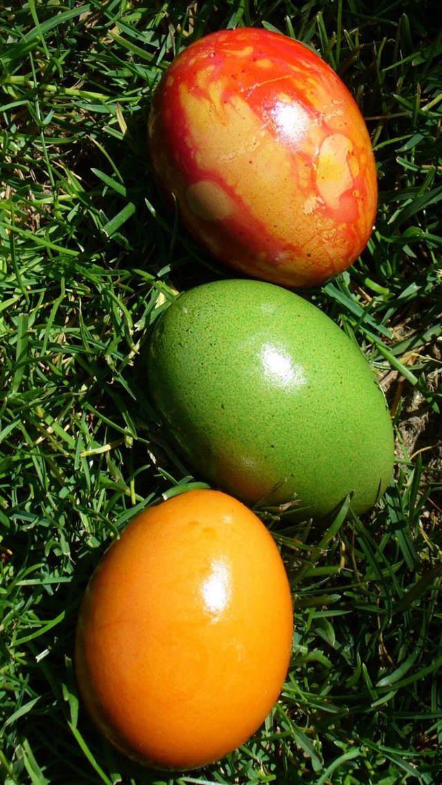 three-easter-eggs-iphone-5-wallpaper-ilikewallpaper_com.jpg