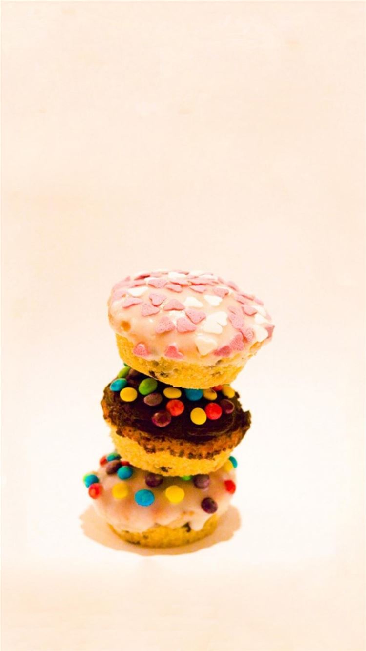 Delicious Cute Colorful Cupcake Iphone 6 女子向け 可愛い ガーリーなスマホ壁紙 待ち受けホーム画面 画像大量 400 Naver まとめ